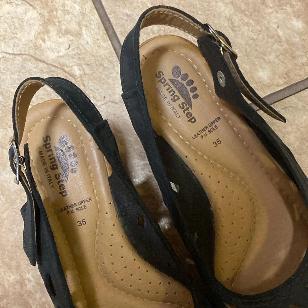 Spring Step Italian Size 4.5 Leather Sandals/Wedges Summer Fall